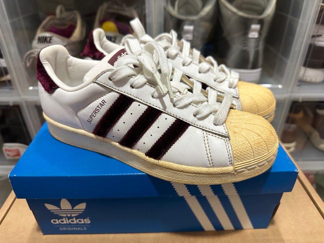 adidas gazelle silver green womens Adidas Jr. Superstar Messi main image 1