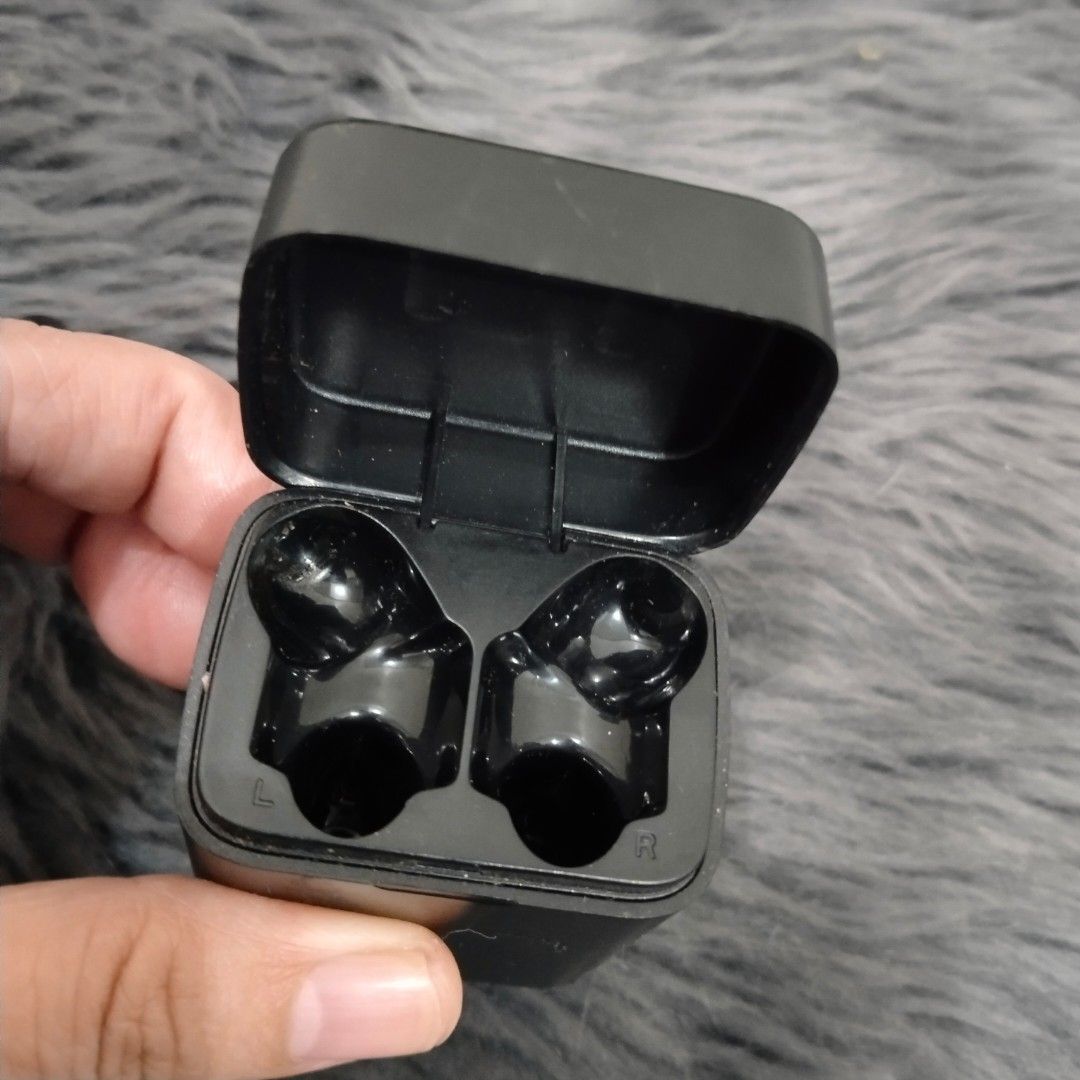 Affordable Japan Quality earpods for only php 250 😍👌 (Category: Earphones) located in Bulacan. Submitted by afford.japan (Listing ID 1305308949, Image 2). Description: Affordable Japan Quality earpods for only php 250 😍👌.