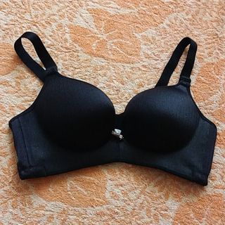 (Category: ) located in . Submitted by forever.18 (Listing ID 1305151376, Image 1). Description: .
