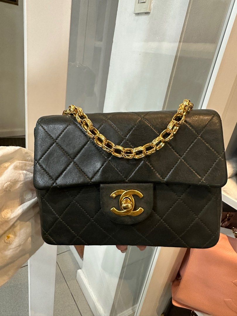 Chanel Mini Flap Bijou Chain (Category: Luxury Bags & Wallets) located in Manila. Submitted by missgrace_collection (Listing ID 1305253845, Image 1). Description: Olive Green Bijou Chain Serial and Dustbag .