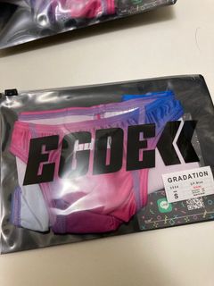 （分類：）位於 。 由 alexc0605 提交（商品編號 1305304594，圖片 1）。簡介： 。