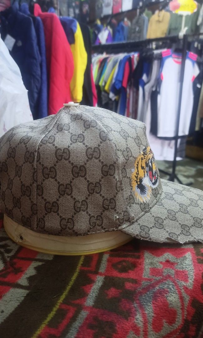 Lion gucci hat store