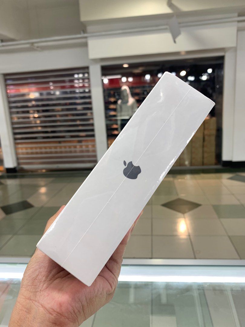 iPad 9th Gen. 64gb (Category: iPad) located in Manila. Submitted by arzillah (Listing ID 1305287860, Image 2). Description: iPad 9th Generation 64gb Wifi only Brand new sealed Not activated 1yr. warranty to any apple stores Open for COD/COP + SF Manila area (sameday delivery) Province area (via LBC) required DP to avoid cancellations Physical store: Greenhills Shopping Center, 2ndfloor, stall#: Ai 11 Contact#: 09482217224 Page: Arzillah Gadgets S
