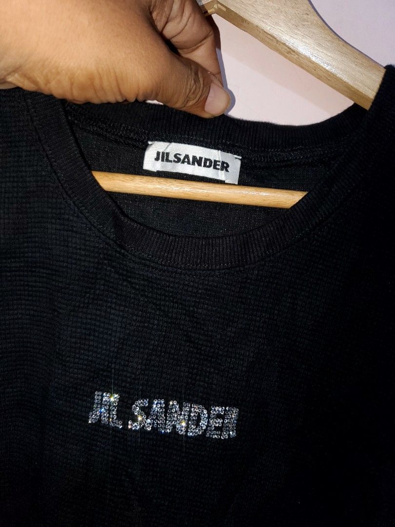 Jil sander knit tank dress (Category: Luxury Apparel) located in Binalbagan. Submitted by Kristoffer_Arguelles (Listing ID 1305213327, Image 3). Description: Brand new condition 10/10 ito Jil sander tank dress knit Center logo Med 17x32 Makapal na super stretchy Zero issues.