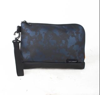 (Kategori: ) berada di . Dikirim oleh prelovedee (ID iklan 1305205140, Gambar 1). Deskripsi: .