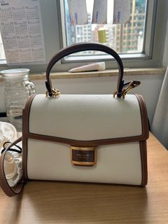 （分類：）位於 。 由 mayho516 提交（商品編號 1305209583，圖片 1）。簡介： 。