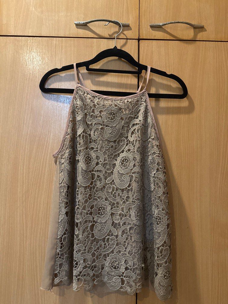 Lace Brown Sleeveless (Category: Sleeveless) located in Quezon City. Submitted by _sdot (Listing ID 1305235307, Image 1). Description: .