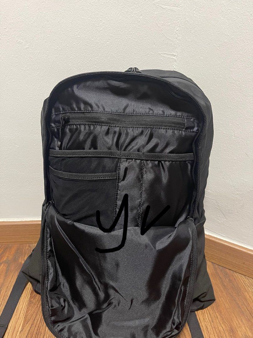 lululemon city adventurer backpack navy Lululemon City Adventurer Backpack Multiple Pockets Travel Gym School Bag