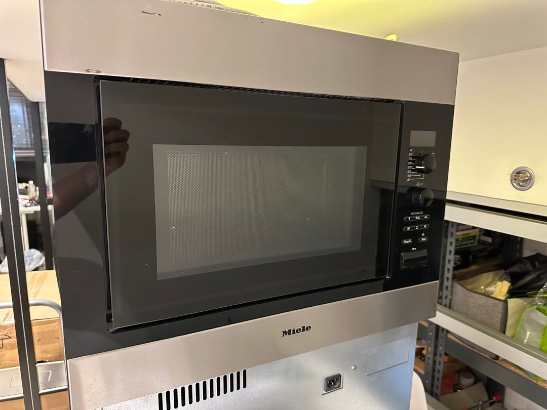 Miele M8261 2 built in microwave