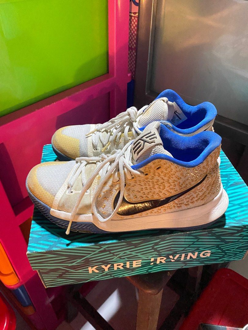 Nike Kyrie Irving 3 Hyper Cobalt Sepatu Basket Unisex Fesyen Pria Sepatu Sneakers di Carousell