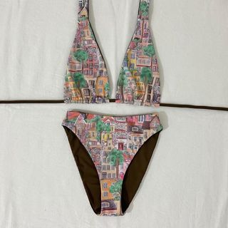 (Category: ) located in . Submitted by pepperbear (Listing ID 1305193477, Image 1). Description: .