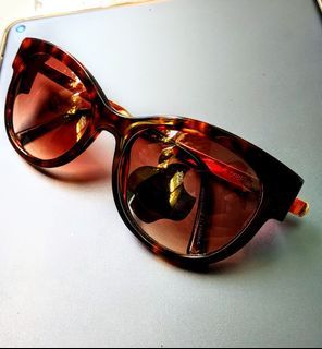 RARE! 100% authentic thierry lasry angely tortoise shell sunglasses