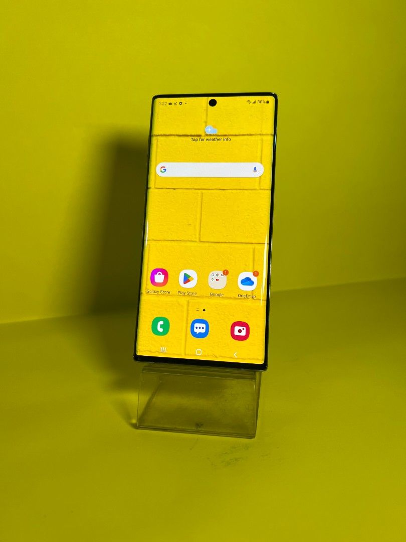 SAMSUNG NOTE 10 (Category: Samsung) located in Quezon City. Submitted by mubrogadgets (Listing ID 1305224365, Image 1). Description: SAMSUNG NOTE 10 ₱9999 opo for COD in luzon,visayas and mindanao No issue No history of repair Test to sawa 🔥good sa gaming/super high quality display🎮🕹 🔥256gb rom 🔥8gb ram👍 🔥LTE-A (7CA) Cat20 2000/150 Mbps🙀 🔥Chipset Exynos 990 (7 nm+) 🔥Octa-core 🔥Mali-G76 MP12 🔥Android 11, One UI 3.1 🔥Stylus, 42ms laten
