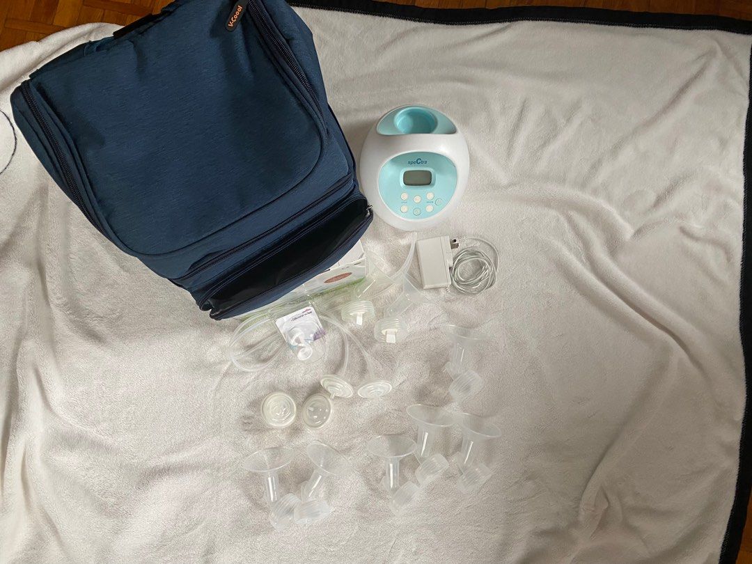 Spectra S1 pump (Category: Breastfeeding & Bottle Feeding) located in Quezon City. Submitted by gkimyard (Listing ID 1305141254, Image 2). Description: Spectra purchased 2019, but used late 2020 Used well, 220v Works well Backpack included fits spectra pump perfectly Alot of extra flanges and parts included New silicone valve also included.