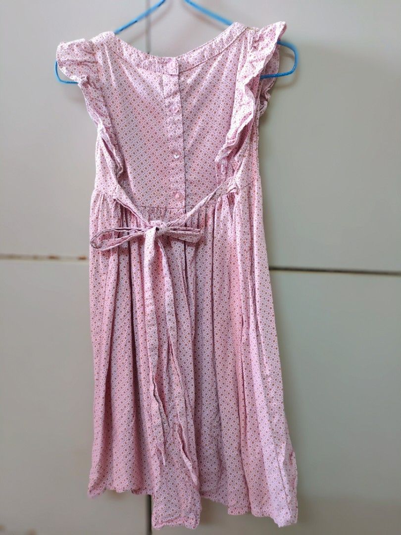 Tiny Button Dress (Category: Babies & Kids Fashion) located in Petaling Jaya. Submitted by sahara8 (Listing ID 1305248980, Image 2). Description: .