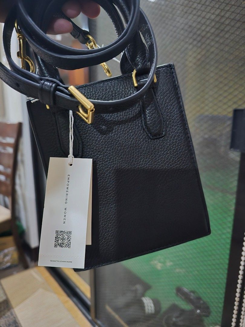 Tory Burch Blake Mini Shopper (Category: Luxury Bags & Wallets) located in San Pedro. Submitted by misslumi (Listing ID 1305256291, Image 2). Description: LAST PRICE POSTED! Tory Burch Blake Mini Shopper Brand new from US! Includes: tags, polyplastic, gift receipt No paper bag Saktong sakto lang iphone 14 pro max pero nuch better sa smaller phones para di ganun ka-kita..