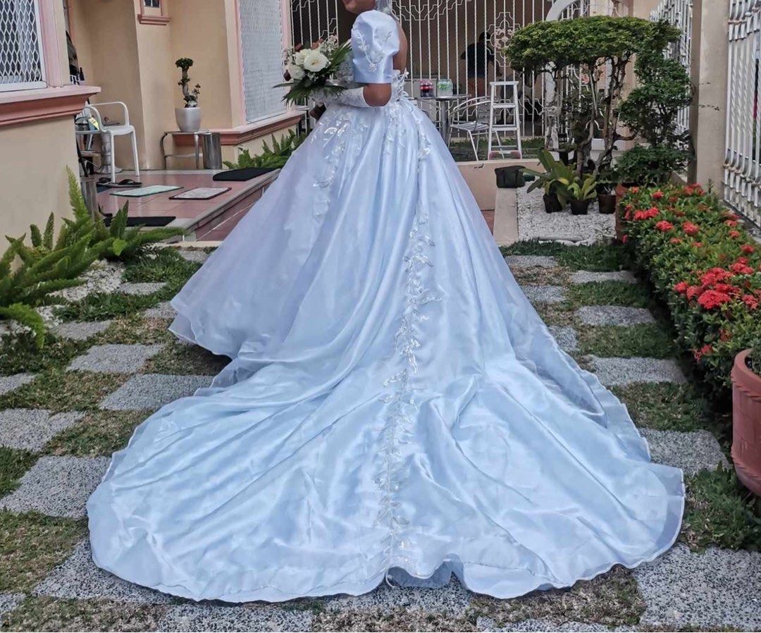 Wedding gown Reyna Elena gown Women s Fashion Dresses Sets Evening dresses gowns on Carousell