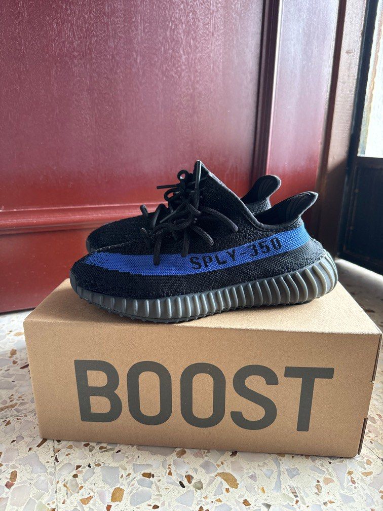 Navy blue yeezy clearance
