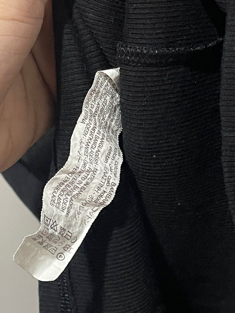 zara ribbed assymetrical neckline top (Category: Shirts) located in Antipolo. Submitted by itsriac (Listing ID 1305245698, Image 3). Description: ‼️small size on tag fits 27-28 ‼️ No issues and flaws ‼️ RFS: decluttering.
