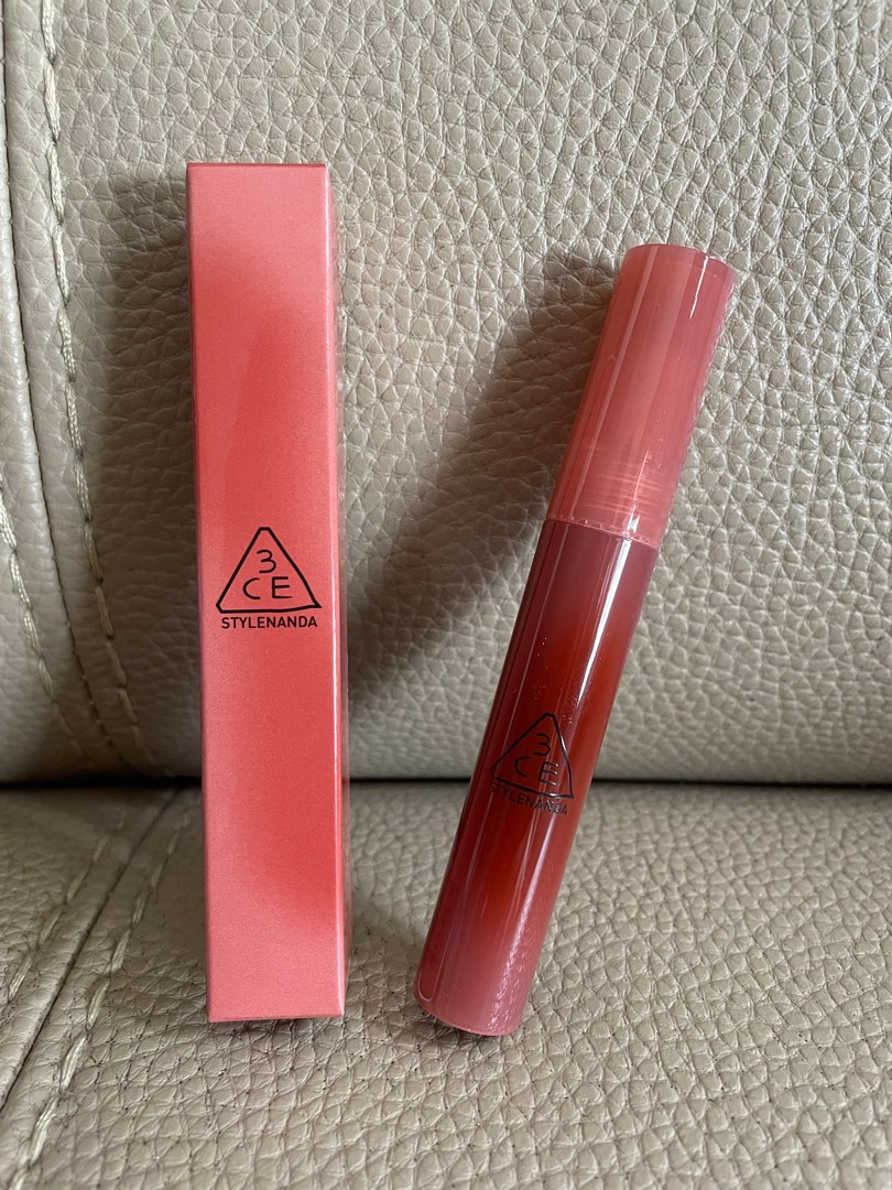 包郵 全新3ce 唇蜜 drop glow gel weekend, 美容＆個人護理, 健康及美容 - 皮膚護理, 化妝品 - Carousell