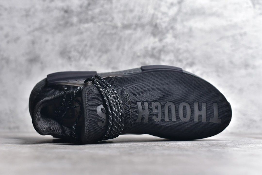 Adidas hu triple black store