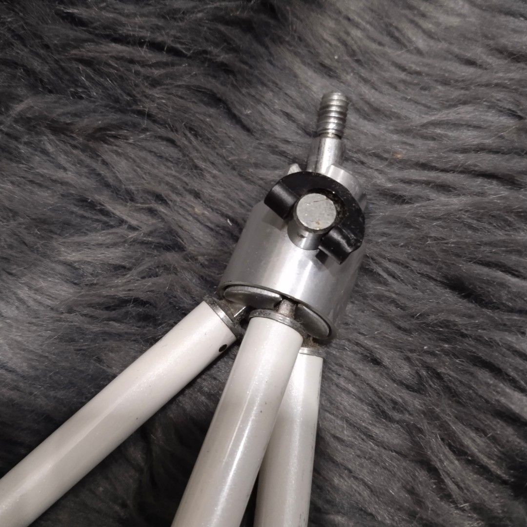Affordable High Quality Tripod 😍👌 #1 (Category: Tripods & Monopods) located in Bulacan. Submitted by afford.japan (Listing ID 1305485843, Image 2). Description: Affordable High Quality Tripod 😍👌.