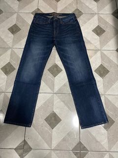 American Eagle Straight Cut Jeans