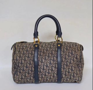 (Kategori: ) berada di . Dikirim oleh lusianacalysta (ID iklan 1305349981, Gambar 1). Deskripsi: .