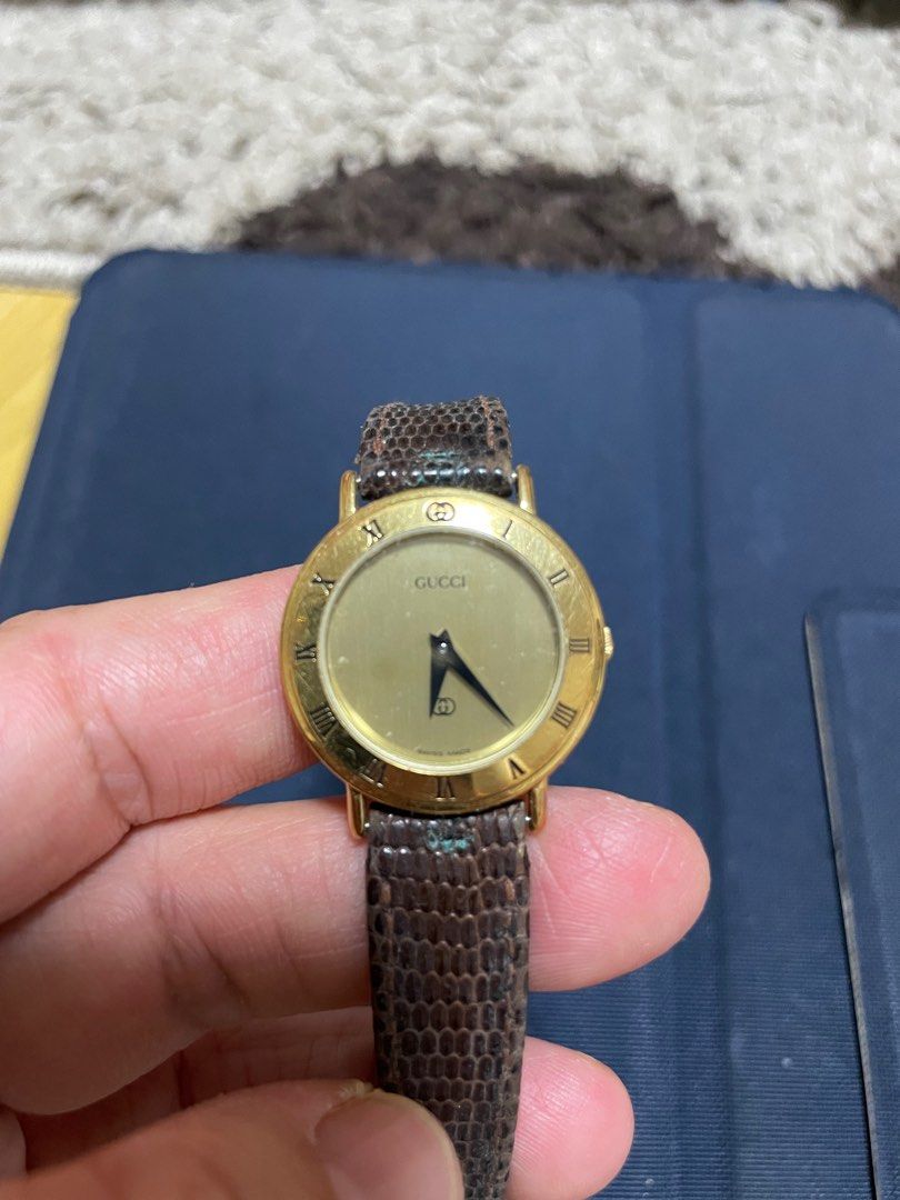 Classic gucci watches discount