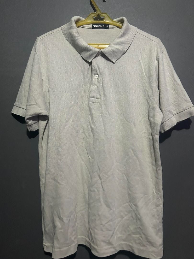 Baleno Polo Shirt (Category: Tshirts & Polo Shirts ) located in Manila. Submitted by juls01 (Listing ID 1305411899, Image 1). Description: XS on Tag 25x19 issue Tiny holes front.