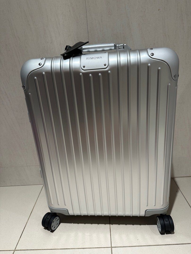 BRAND NEW Rimowa Cabin Plus Luggage Silver original aluminium