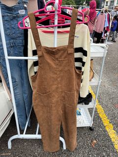 (Category: ) located in . Submitted by neowaaa (Listing ID 1305381834, Image 1). Description: .