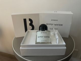 （分類：）位於 。 由 buzzkayi 提交（商品編號 1305366155，圖片 1）。簡介： 。