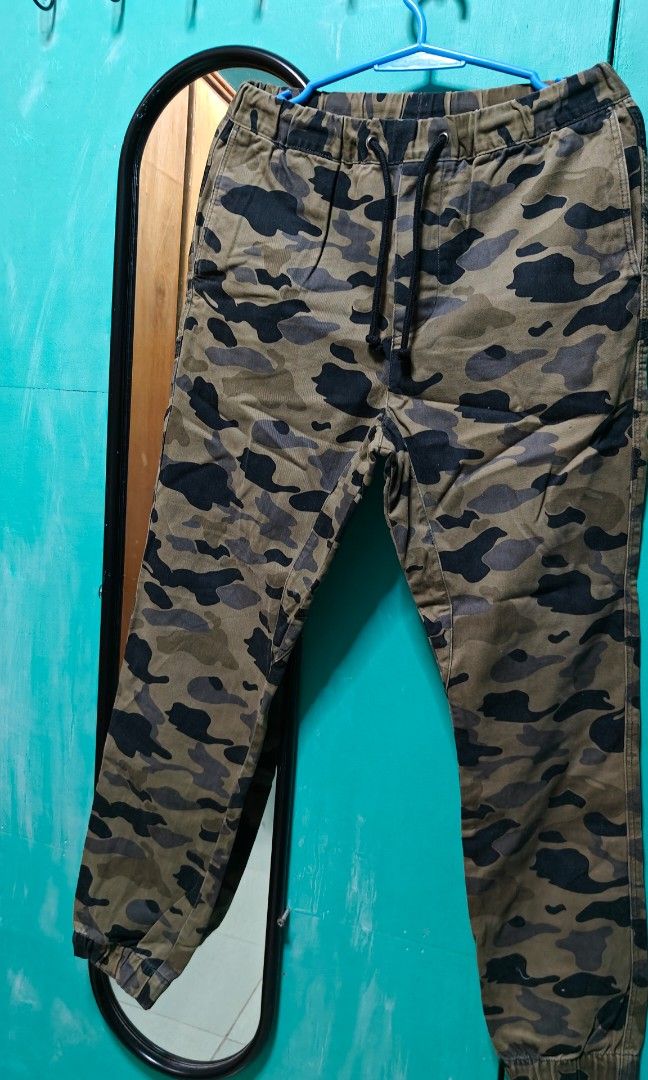 Indero camo joggers top