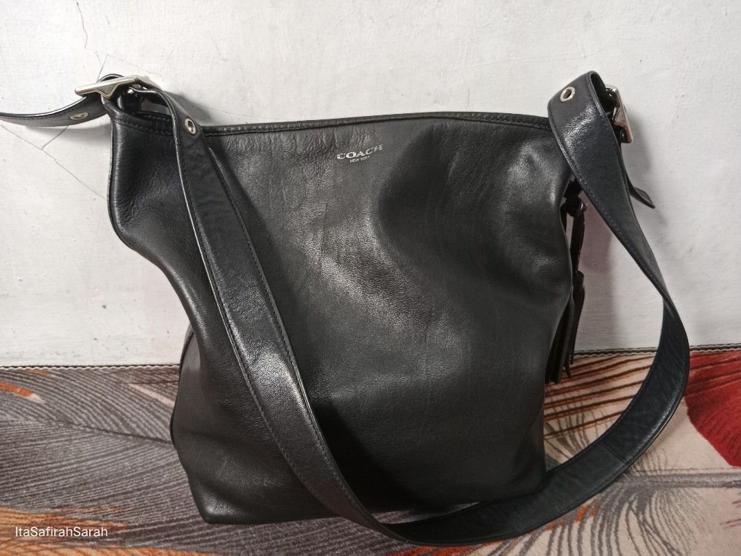 Coach leather sling bag hotsell