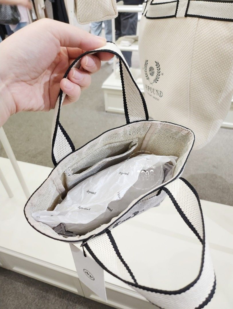 Depound Joy Bag (Mini Tote), 女裝, 手袋及銀包, Tote Bags Carousell