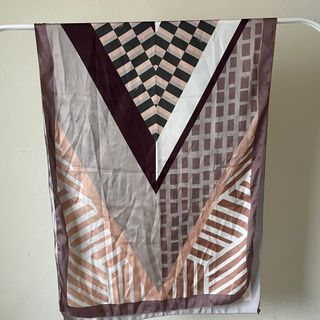 (Category: ) located in . Submitted by nraqilaaee (Listing ID 1305335600, Image 1). Description: .