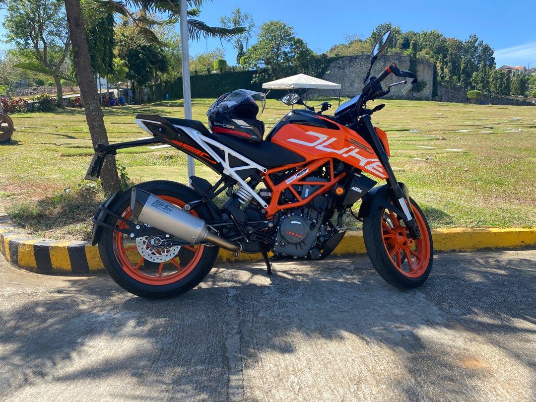 Ktm Duke 390 v2 low mileage Motorbikes Motorbikes for Sale on Carousell