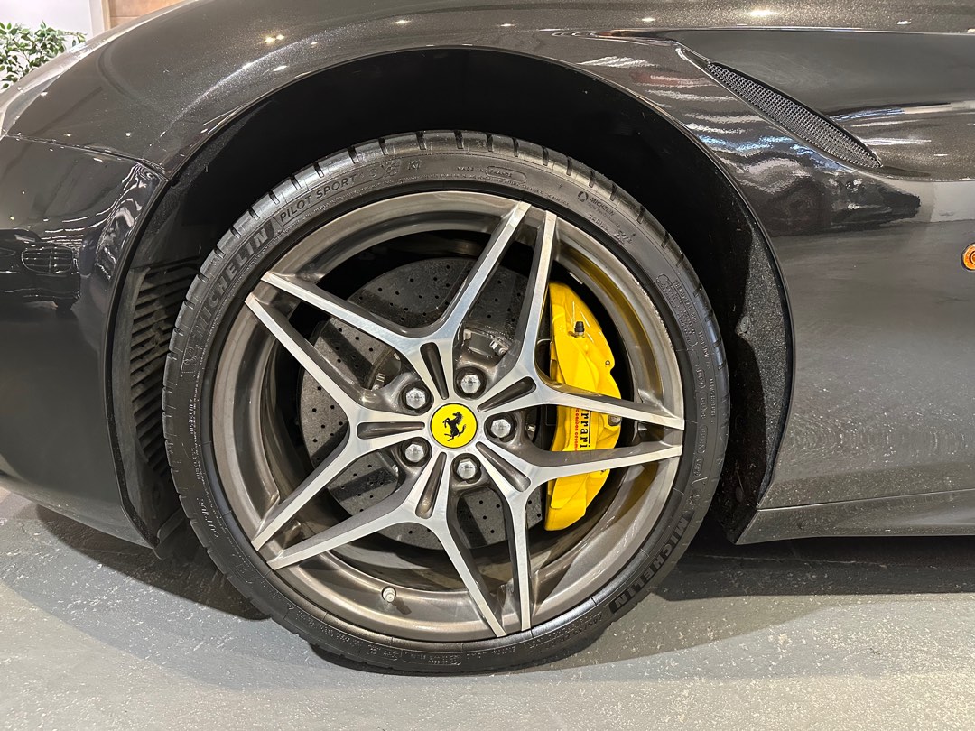 Ferrari California T 3.8 (A)62863131942403114