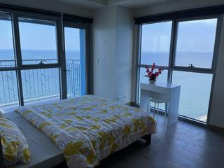 FOR SALE! 2 bedroom Sea View in Bayshore Residential Resort Paranaque City across Okada Manila