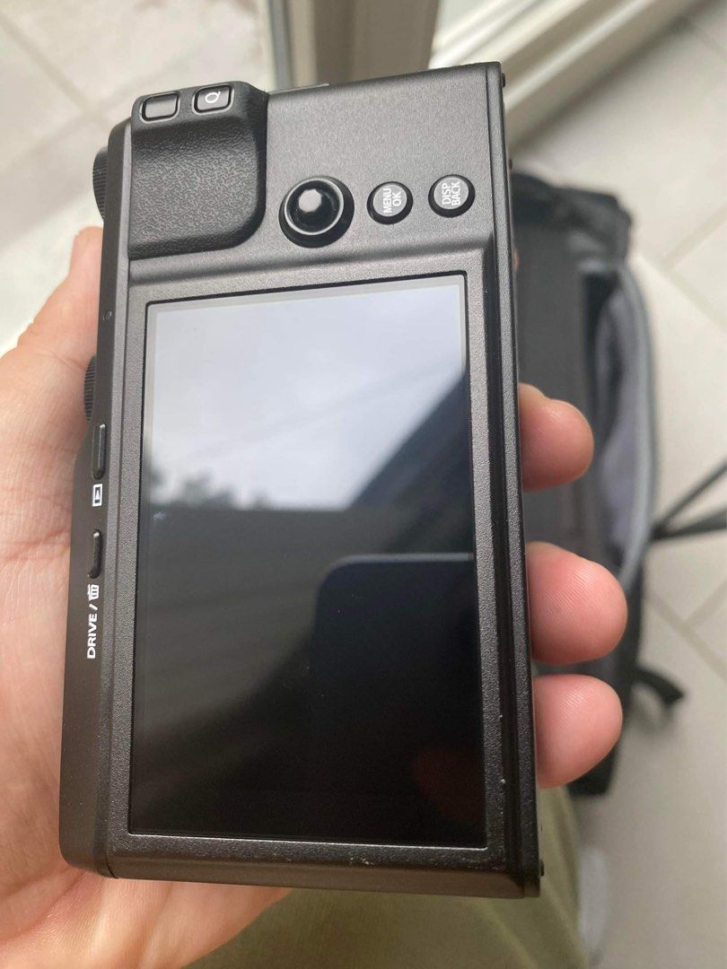 Fuji XF10 (Category: Cameras) located in Pasig City. Submitted by timetodeclutterjang (Listing ID 1305315586, Image 3). Description: Inclusions : Battery Charger RFS: Upgrade No meet ups. Message for sample photos..