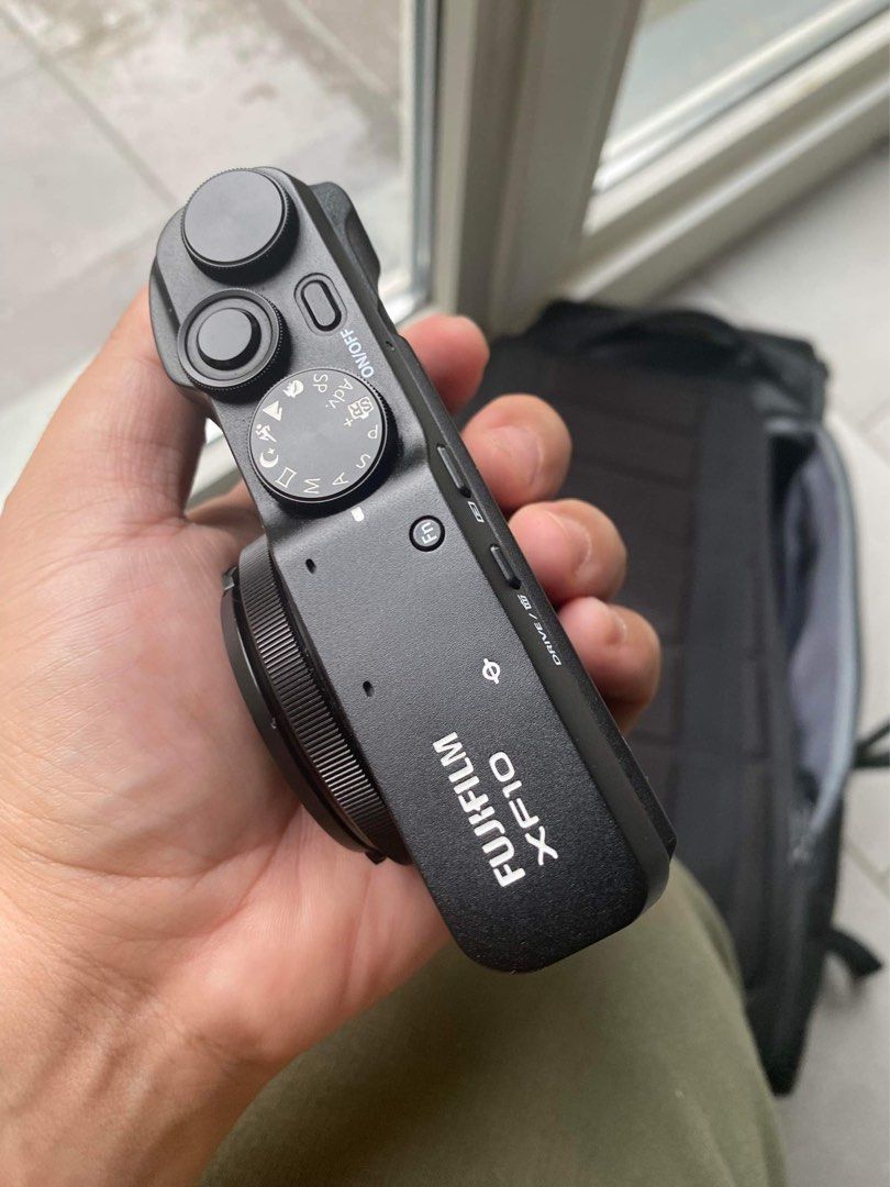 Fuji XF10 (Category: Cameras) located in Pasig City. Submitted by timetodeclutterjang (Listing ID 1305315586, Image 2). Description: Inclusions : Battery Charger RFS: Upgrade No meet ups. Message for sample photos..