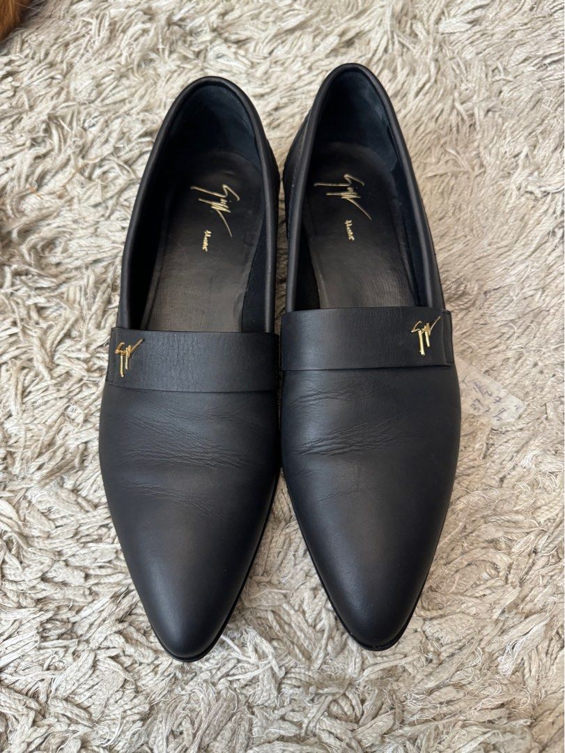 Giuseppe Zanotti Leather Shoes (Category: Dress Shoes) located in Pasig City. Submitted by ChaGee (Listing ID 1305316234, Image 1). Description: WORN ONCE FOR A WEDDING Brand: Giuseppe Zanotti Includes: Original dust bag and Box Exterior Material: Leather Lining Material: Leather Insole Material: Leather Sole Material: Leather Hardware: Gold Tone Origin: Italy Outsole length: 32 cm Outsole width: 10.5cm Closure Type: Slip On Size: 44 Bought for ₱