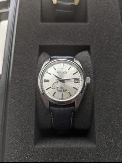 (Category: ) located in . Submitted by swisswatchcycle (Listing ID 1305333498, Image 1). Description: .