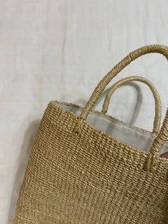 (Category: ) located in . Submitted by yourtita.cola (Listing ID 1305387898, Image 1). Description: .