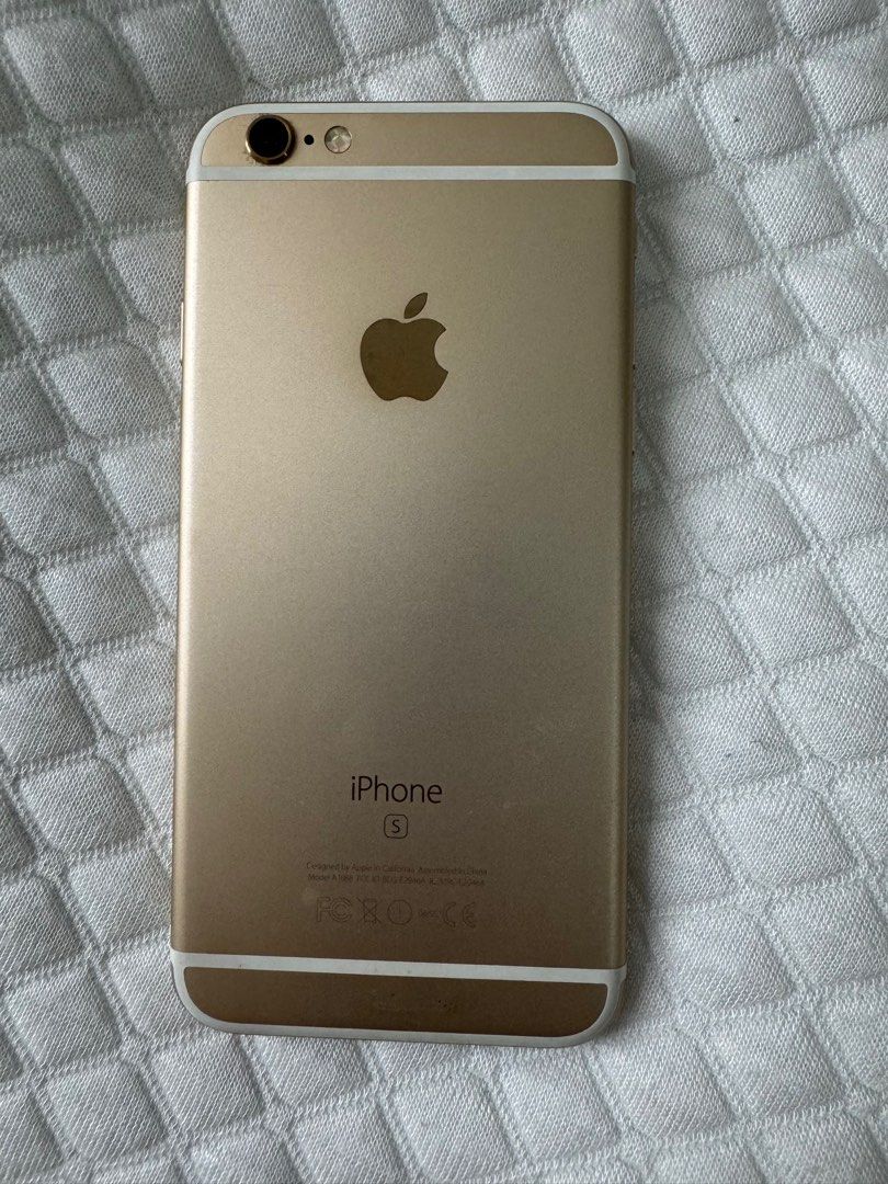 IPhone 6s Rose Gold 64gb (Category: iPhone 6 Series) located in Manila. Submitted by bunanni (Listing ID 1305346995, Image 3). Description: iPhone 6s Rose Gold 64gb Working well - no issues on wifi, data, etc RFS upgrade Issue: screen has light parts - see photos But this issue does not have an impact on the touchscreen capabilities of the phone Note: Phone only, no accessories are included (i.e. case, charger) Luma na yung case, better if u buy 