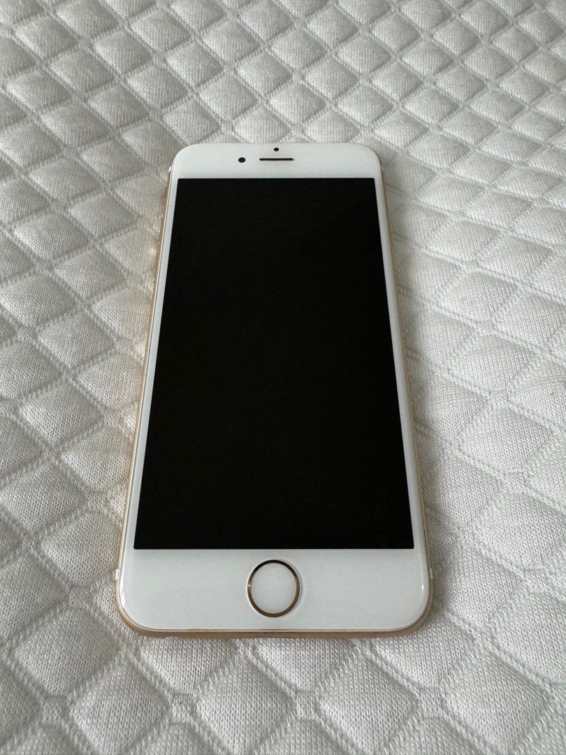 IPhone 6s Rose Gold 64gb (Category: iPhone 6 Series) located in Manila. Submitted by bunanni (Listing ID 1305346995, Image 1). Description: iPhone 6s Rose Gold 64gb Working well - no issues on wifi, data, etc RFS upgrade Issue: screen has light parts - see photos But this issue does not have an impact on the touchscreen capabilities of the phone Note: Phone only, no accessories are included (i.e. case, charger) Luma na yung case, better if u buy 