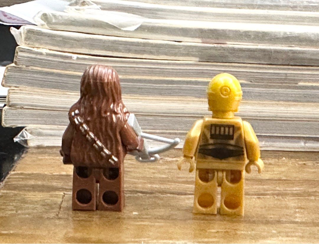 Lego star wars chewbacca carrying c3po hotsell