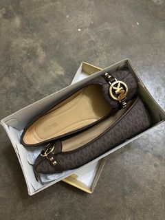 Harga flat shoes michael kors 2025