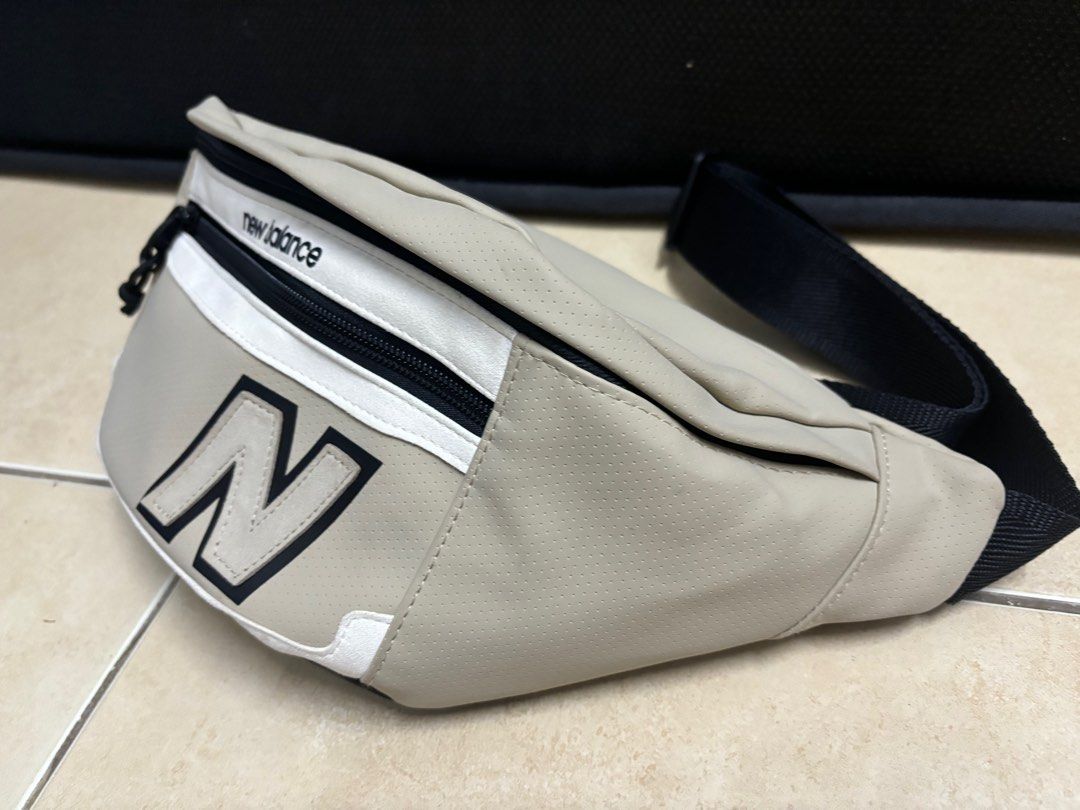 New balance pouch bag hot sale